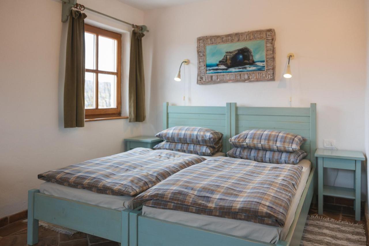 Guesthouse Novak Dvor Exterior foto